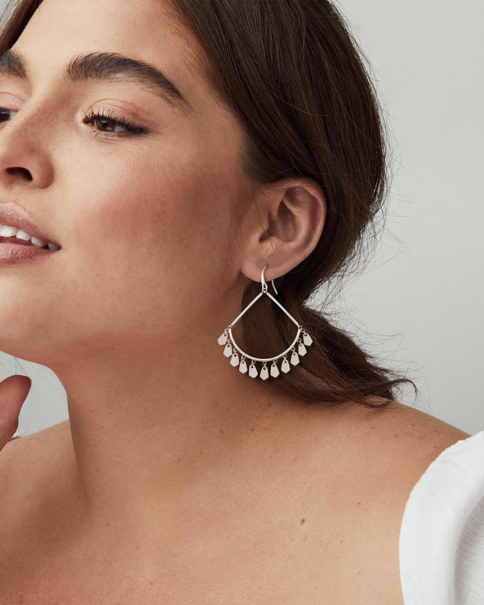 Sydney Drop Earrings in Silver | Kendra Scott