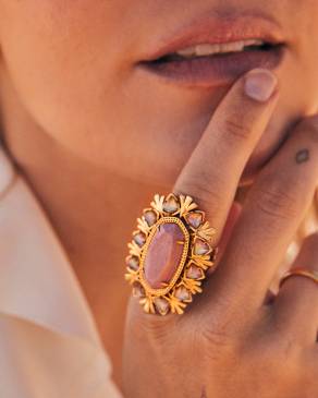 Havana Vintage Gold Cocktail Ring in Blush Pink Quartzite