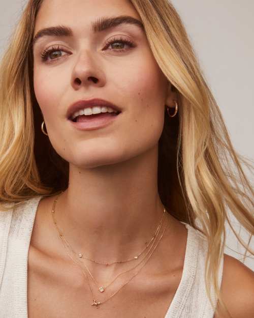 Tiny Bow Pendant Necklace