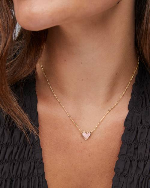 Framed Ari Heart Gold Short Pendant Necklace in Light Pink Drusy