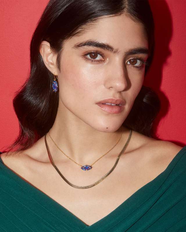 Lindy Earrings in Gold Lindy Earrings in Gold