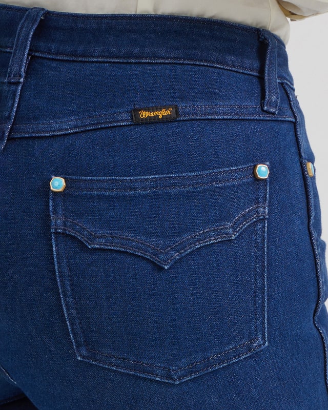 Wrangler® x Yellow Rose by Kendra Scott High Rise Trouser in Rinsed Wrangler Blue image number 4.0