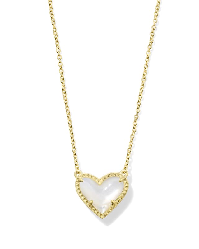HEART MOP NECKLACE HEART MOP NECKLACE