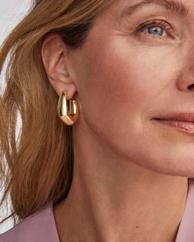 Kaia Gold Small Hoop Earrings image number 1.0