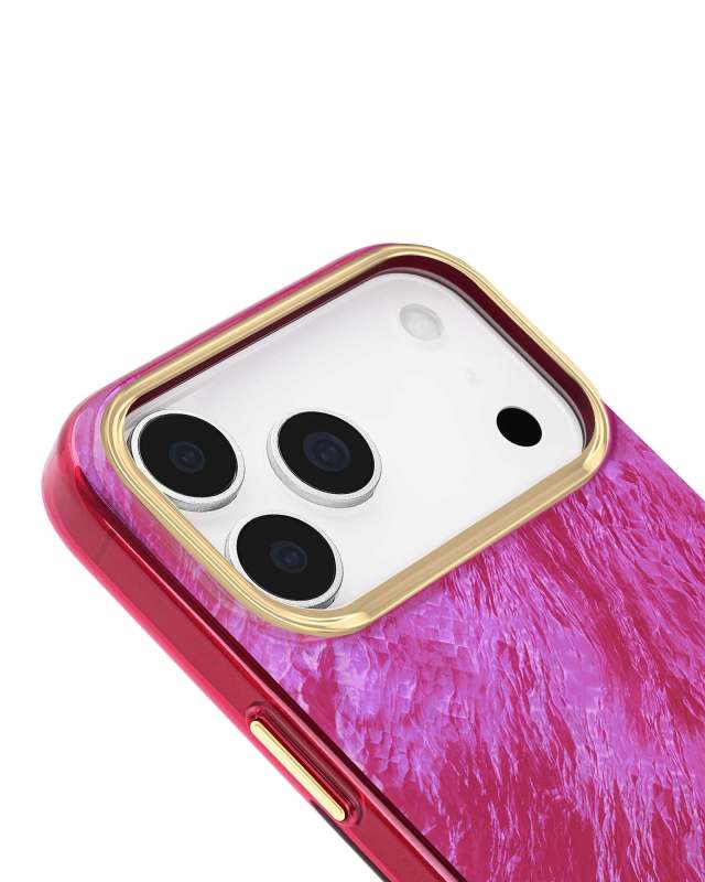 MagSafe&reg; iPhone 17 Pro Max Pearlescent Raspberry Phone Case image number 4.0