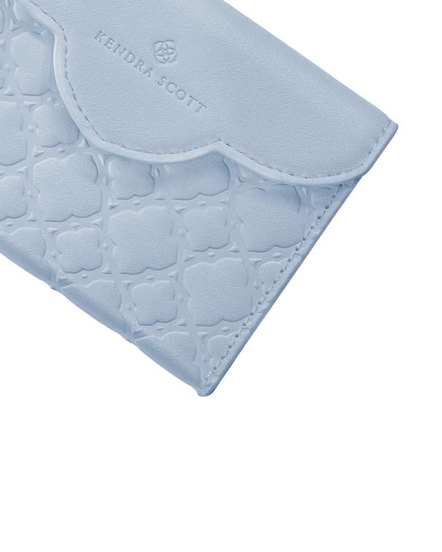 Magnetic Blue Trifold Wallet image number 3.0