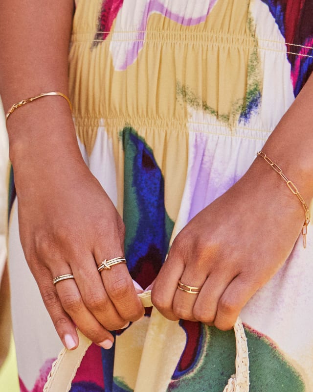 Herringbone Chain Bracelet in 18k Yellow Gold Vermeil image number 2.0