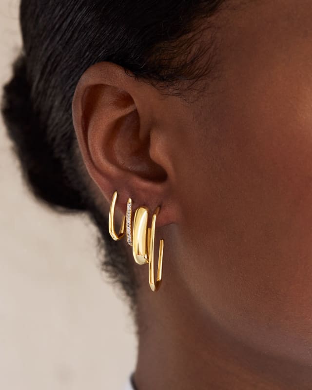 Ellen Huggie Earrings in 18k Gold Vermeil image number 2.0