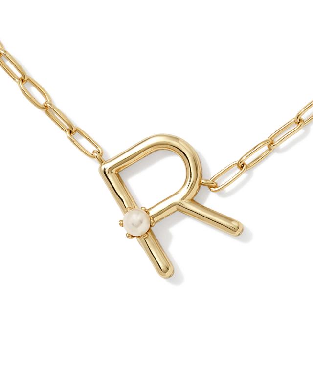 Pearl Gold Letter R Short Pendant Necklace in White Pearl image number 1.0