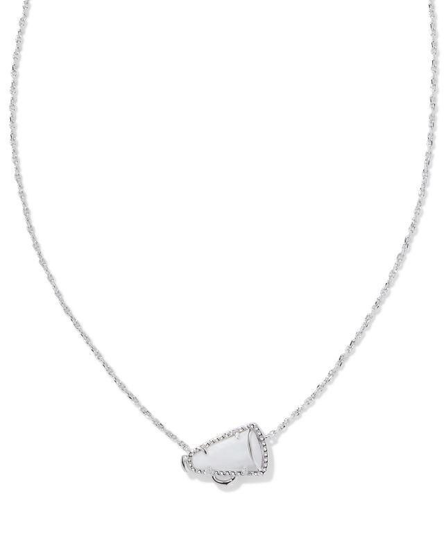 Cheer Silver Short Pendant Necklace in White Mother-of-Pearl image number 0.0