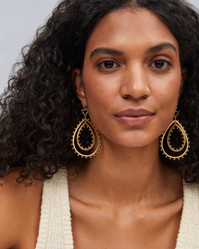 Think Outside The Frame Earrings Think Outside The Frame Earrings