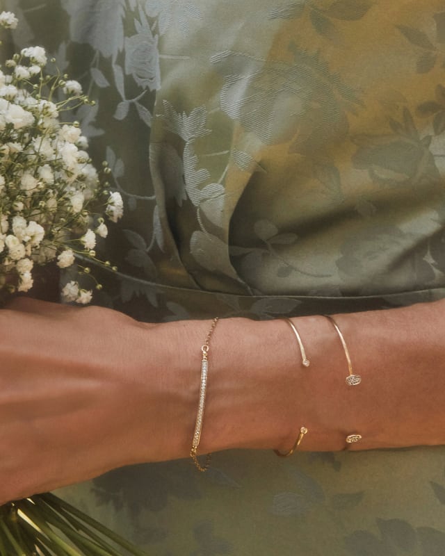 Yellow gold cuff bracelet