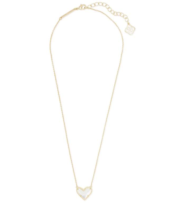 Ari Heart Gold Pendant Necklace In Ivory Mother-of-pearl