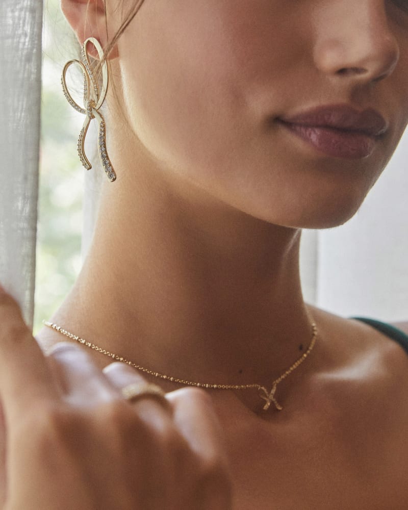 Sasha Pendant Necklace in Gold image number 1