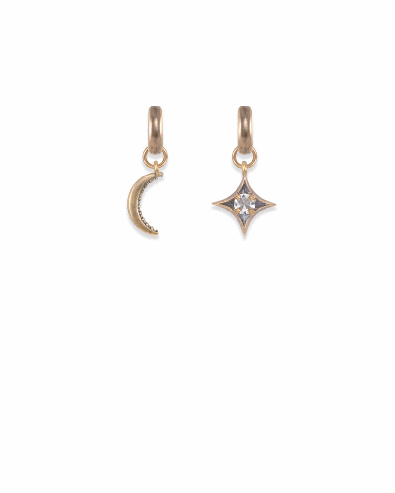 Go Beyond Charm Set in Vintage Gold image number 0