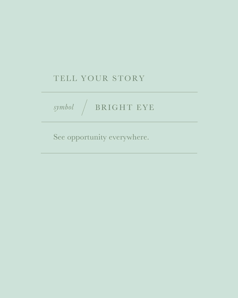Bright Eye Charm in Gold image number 2
