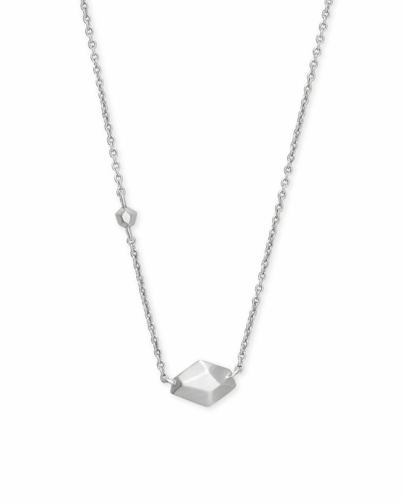Laureen Pendant Necklace in Silver image number 0