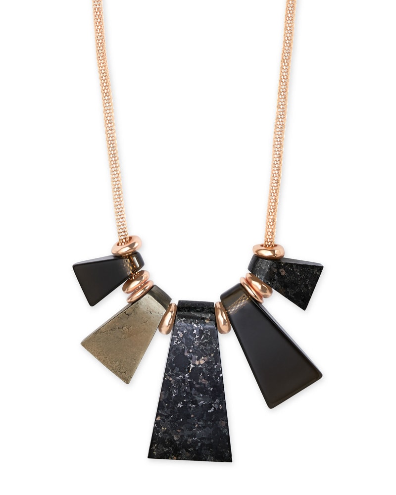 The Dos and Don'ts of Pairing Necklaces With Clothes 1 img