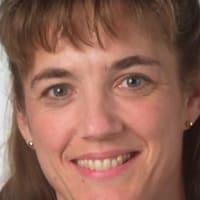 Heide Piper headshot