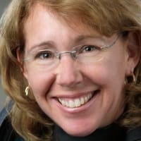 Sandy Magnus headshot