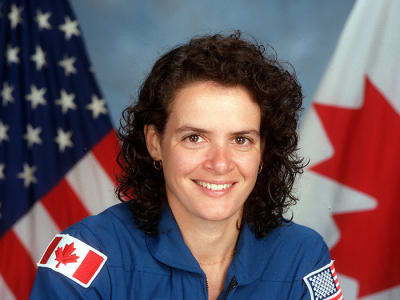 Julie Payette headshot
