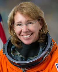 Sandy Magnus headshot