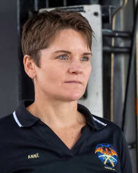 Anne McClain headshot