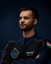 Tibor Kapu immagine frontale