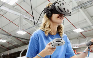 Student wearing VR glasses