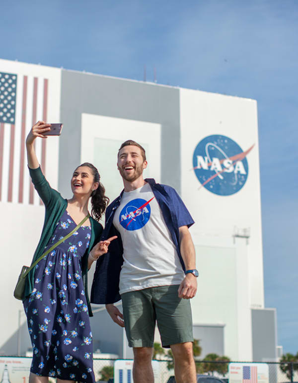 ７０年代NASA ケネディ宇宙センター ペナント&ポストカード 70年代NASA ケネディ宇宙センター ペナント&ポストカード