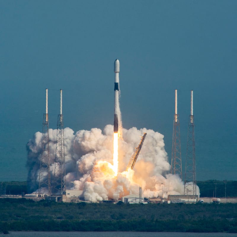 打ち上げを見る - ケネディ宇宙センター公式打ち上げチケット