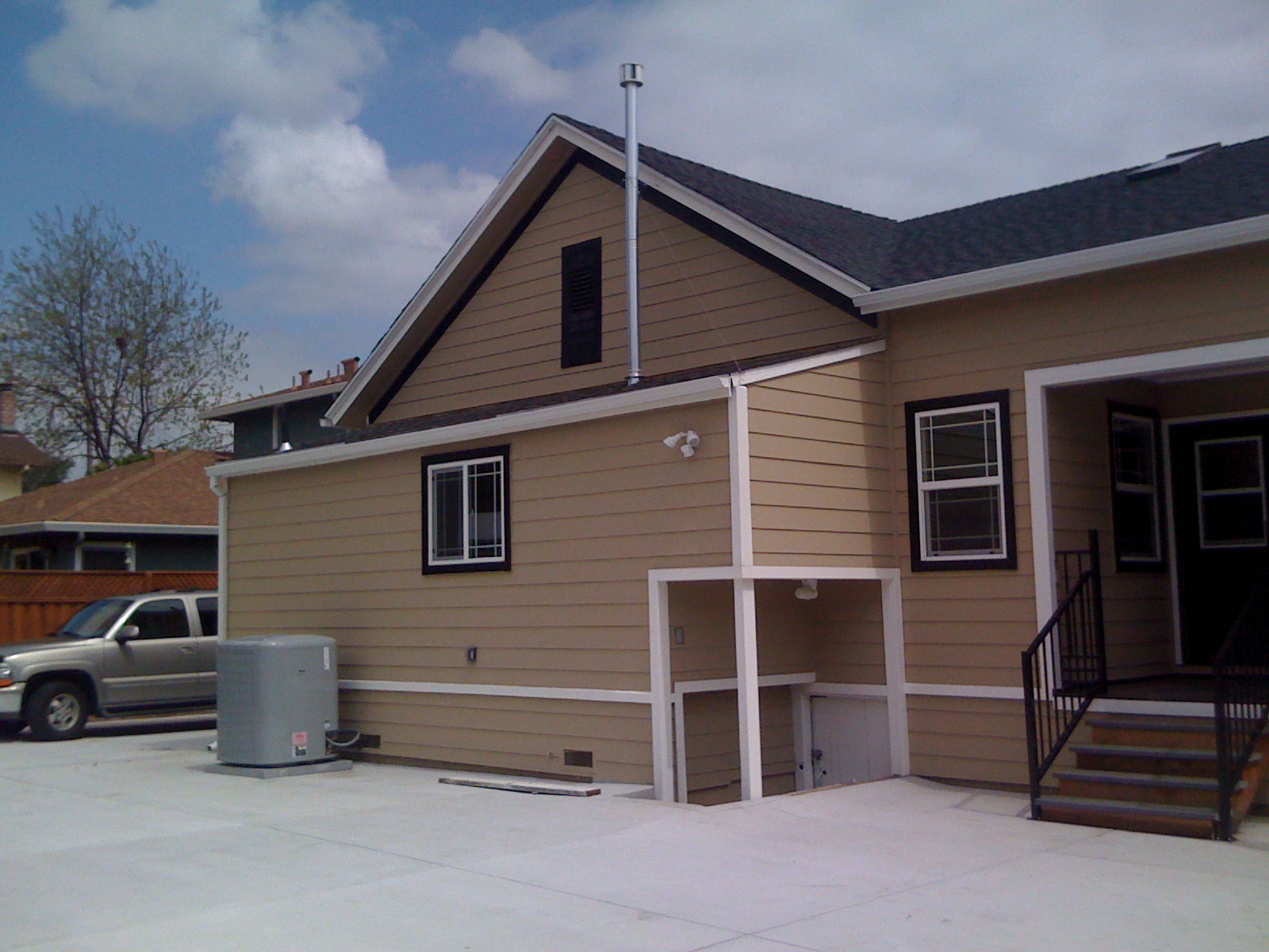 Hero slideshow picture