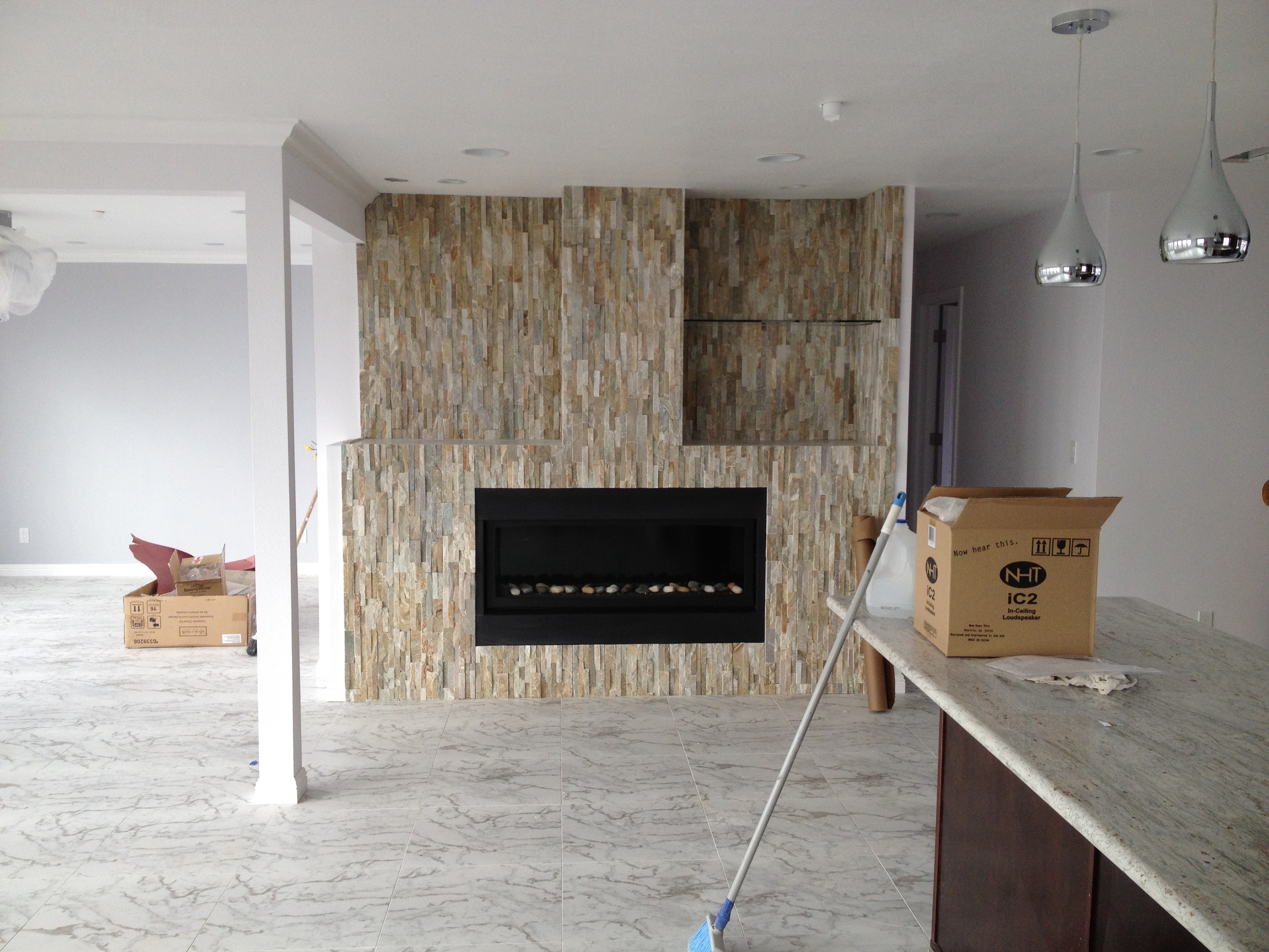 Hero slideshow picture