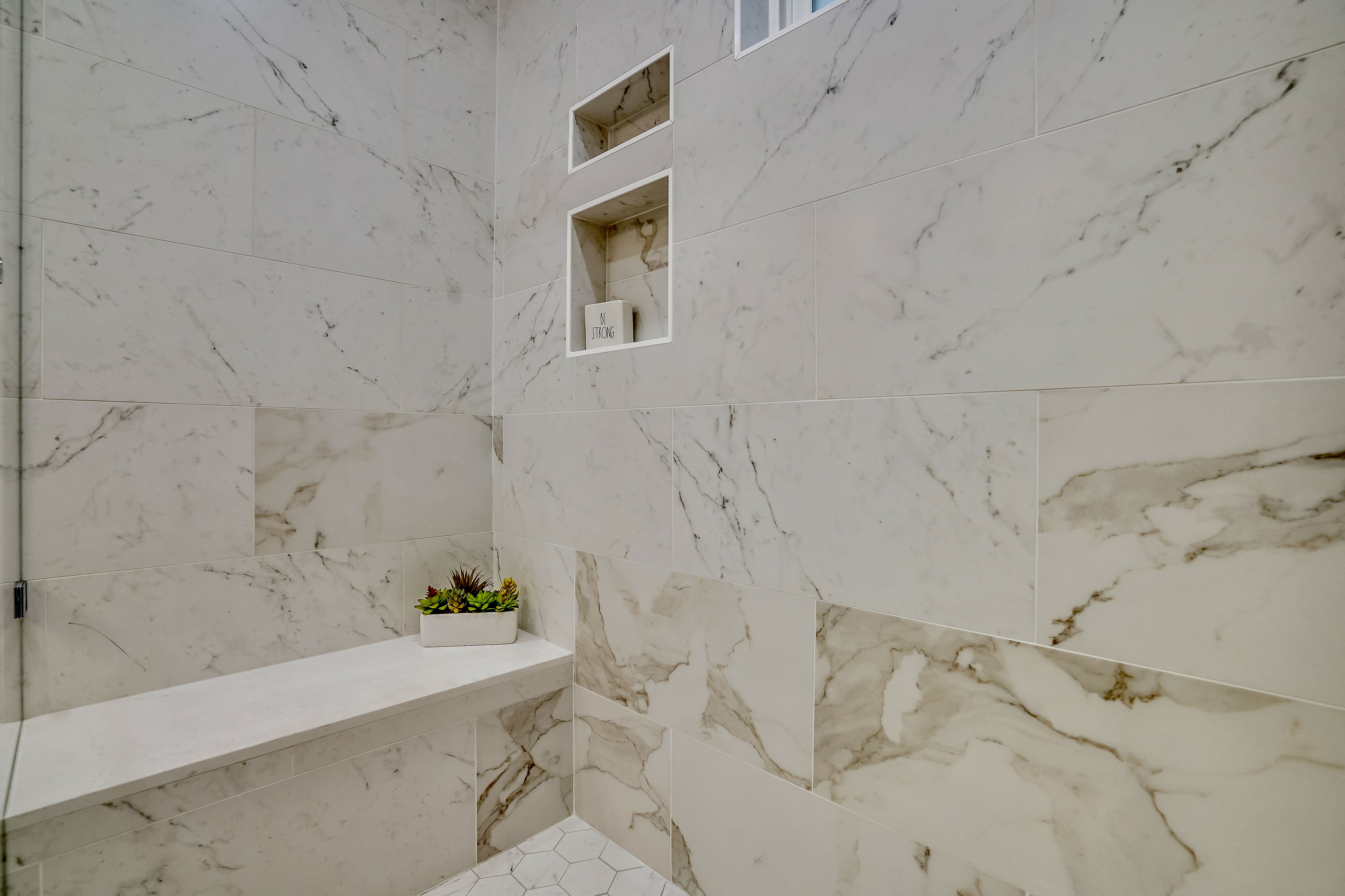 Hero slideshow picture