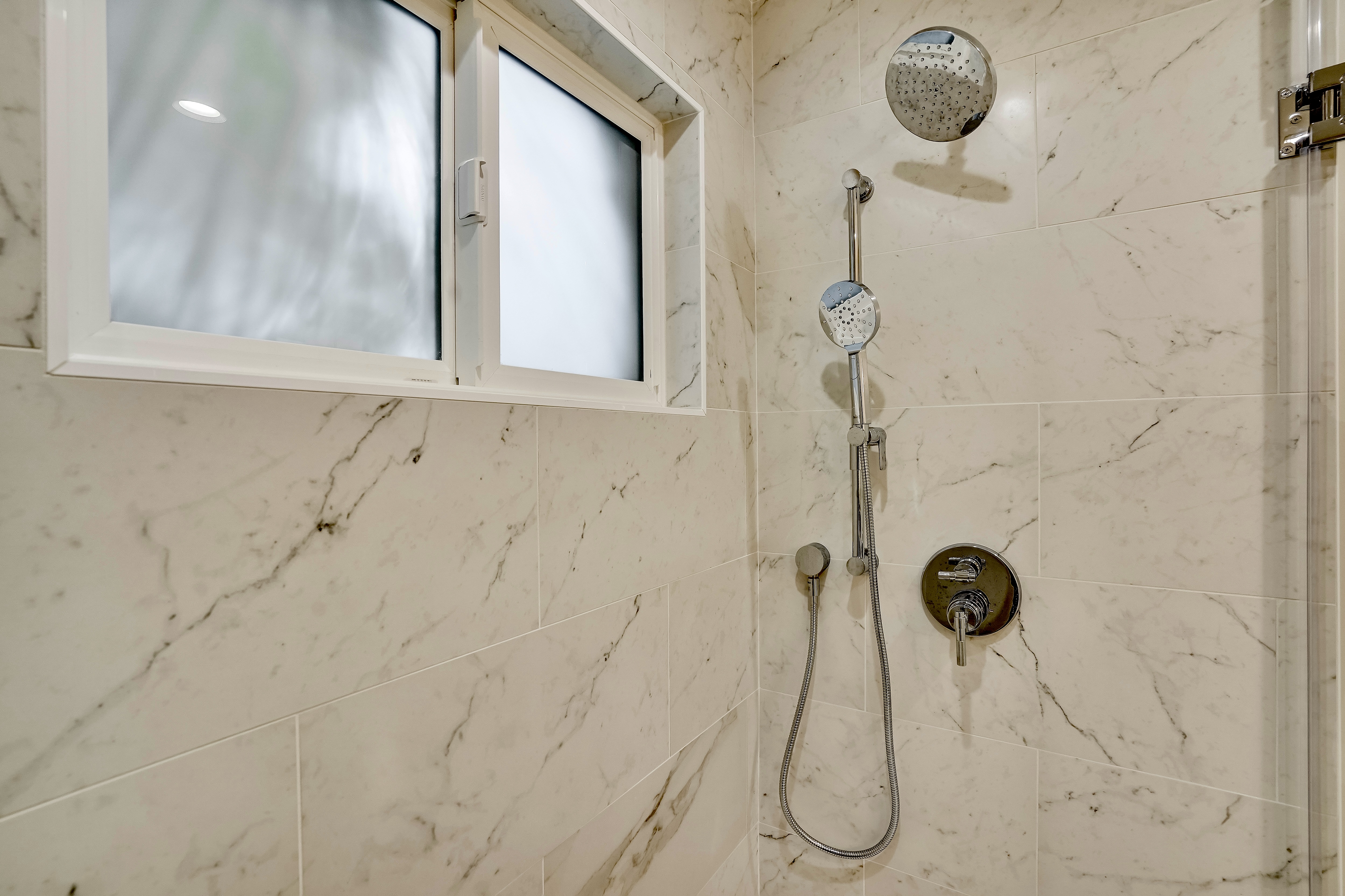 Hero slideshow picture