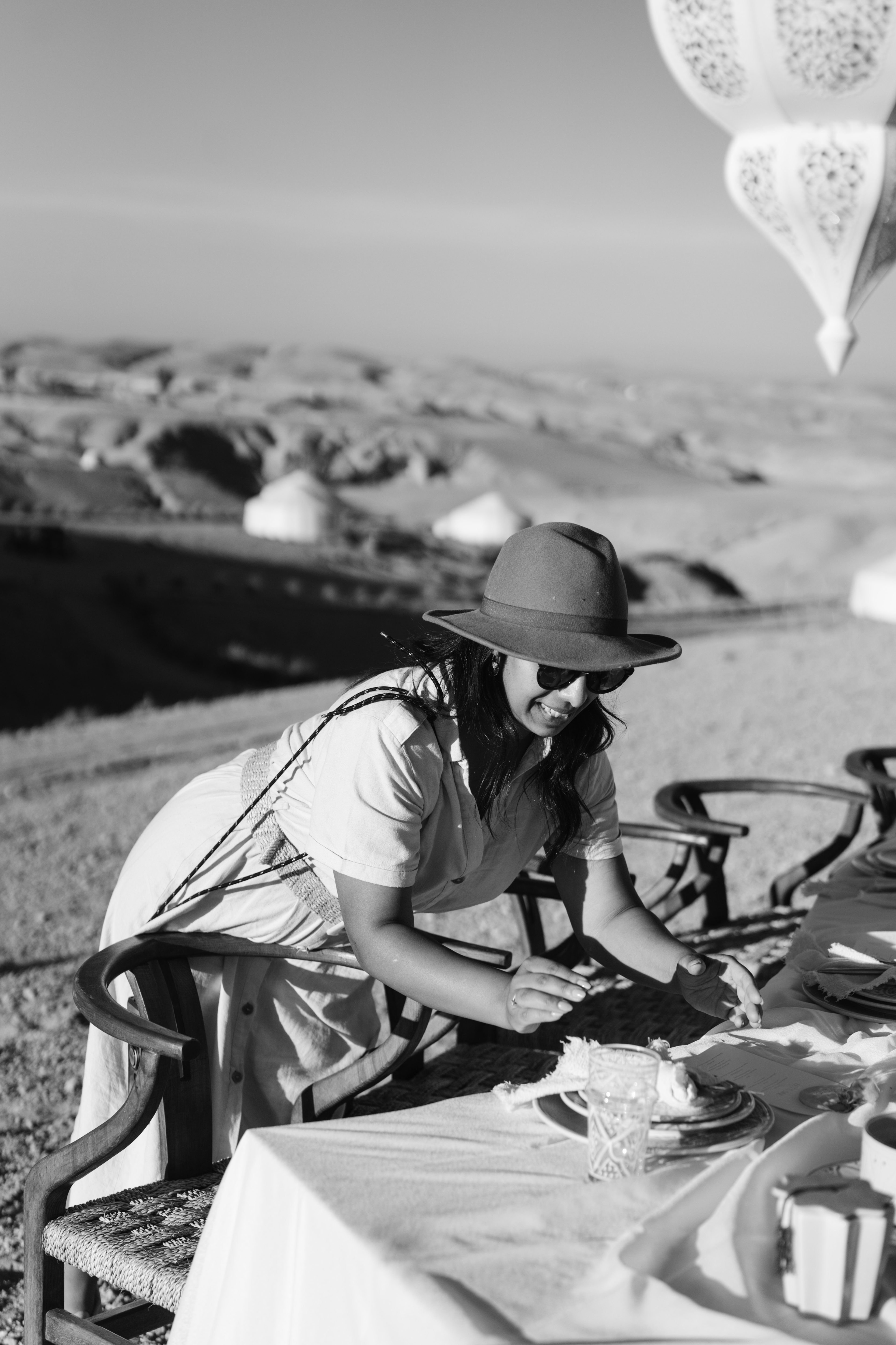 Table decoration in the Moroccan desert