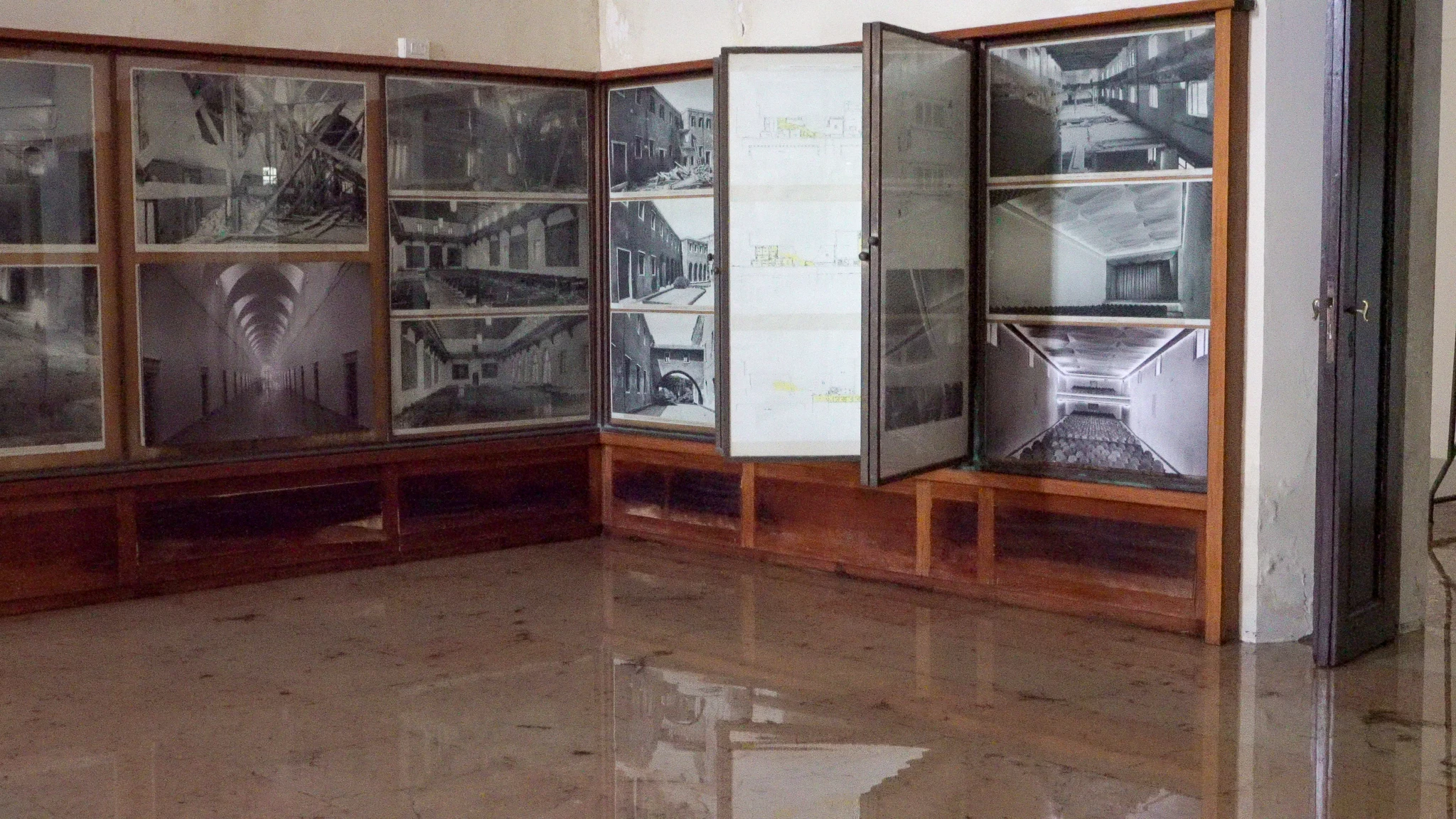 Dimensions variable