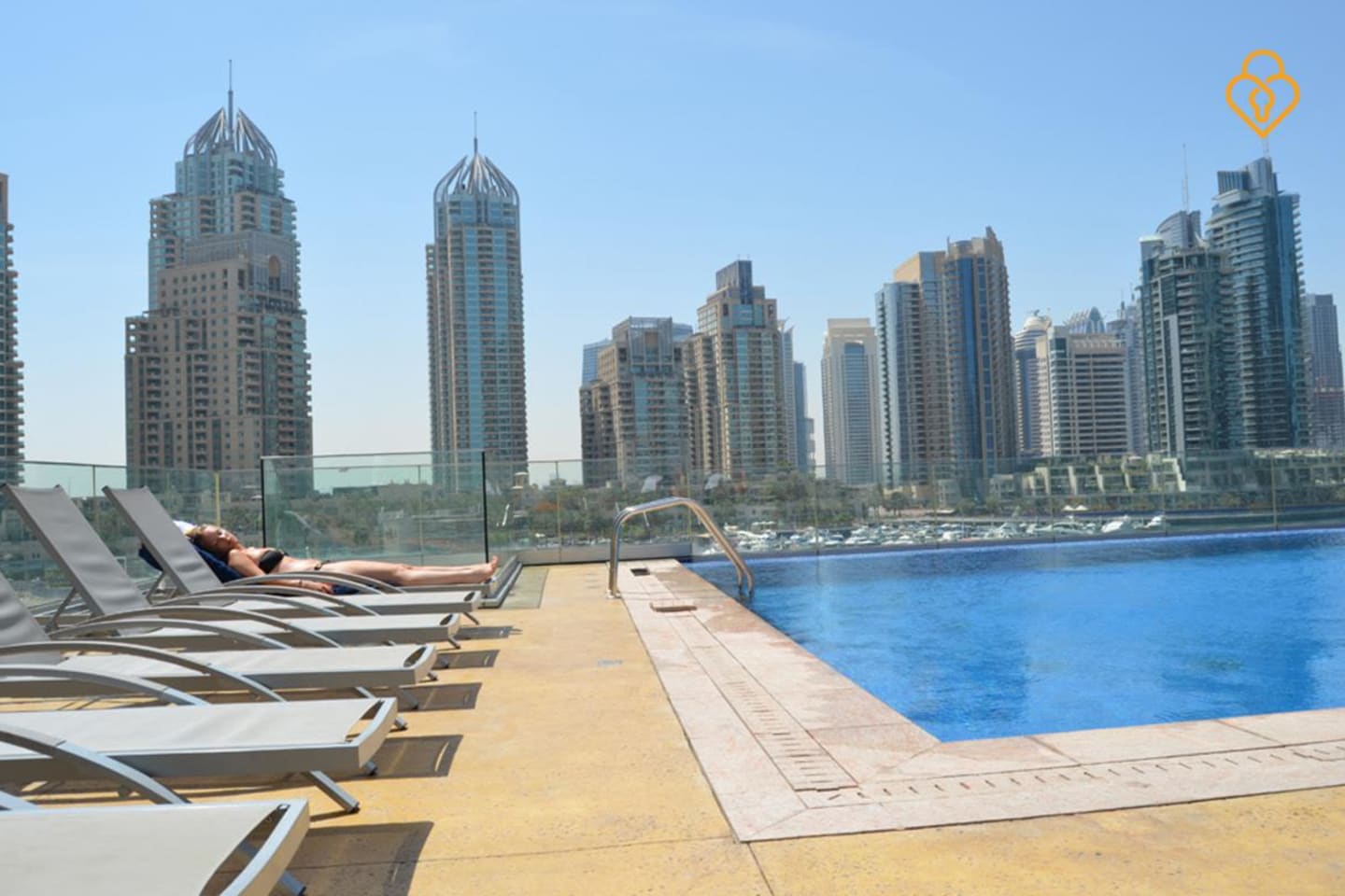 Cayan Tower Dubai Marina One Bed in Dubai