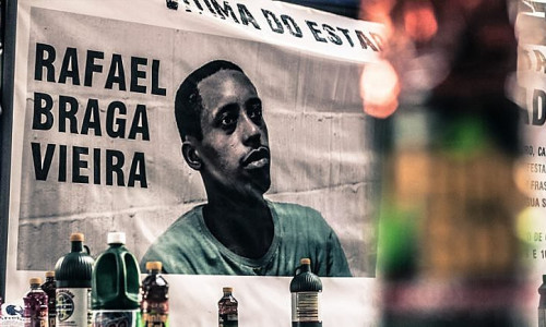 Leia nosso post - Luta contra o Encarceramento da Juventude Negra ganha força com projeto de Larissa Gaspar