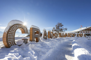 Во Кран-Монтана затворен хотел со пет ѕвезди поради ...