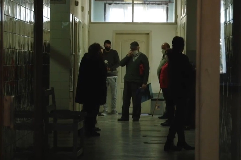 Телевизија 24: Грипот коси, а со почетокот на второто полугодие се ...