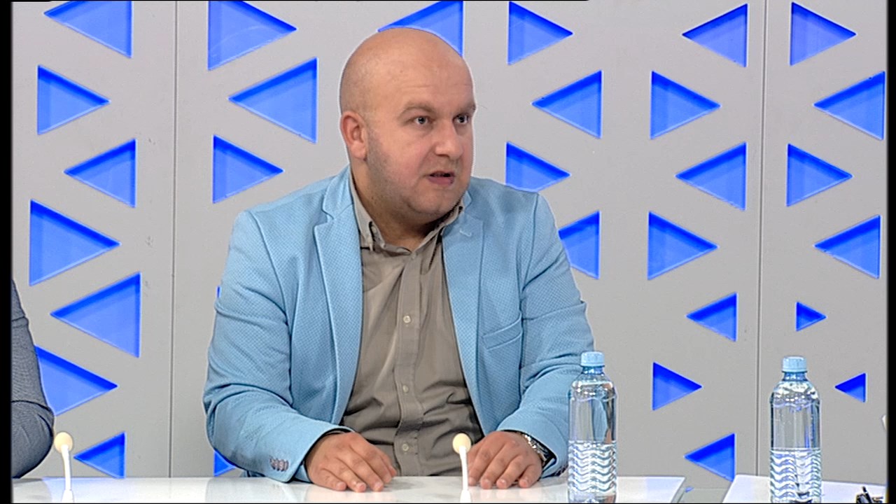 Телевизија 24: Атанасовски за ТВ 24: Не сум оптимист во тоа дека ...