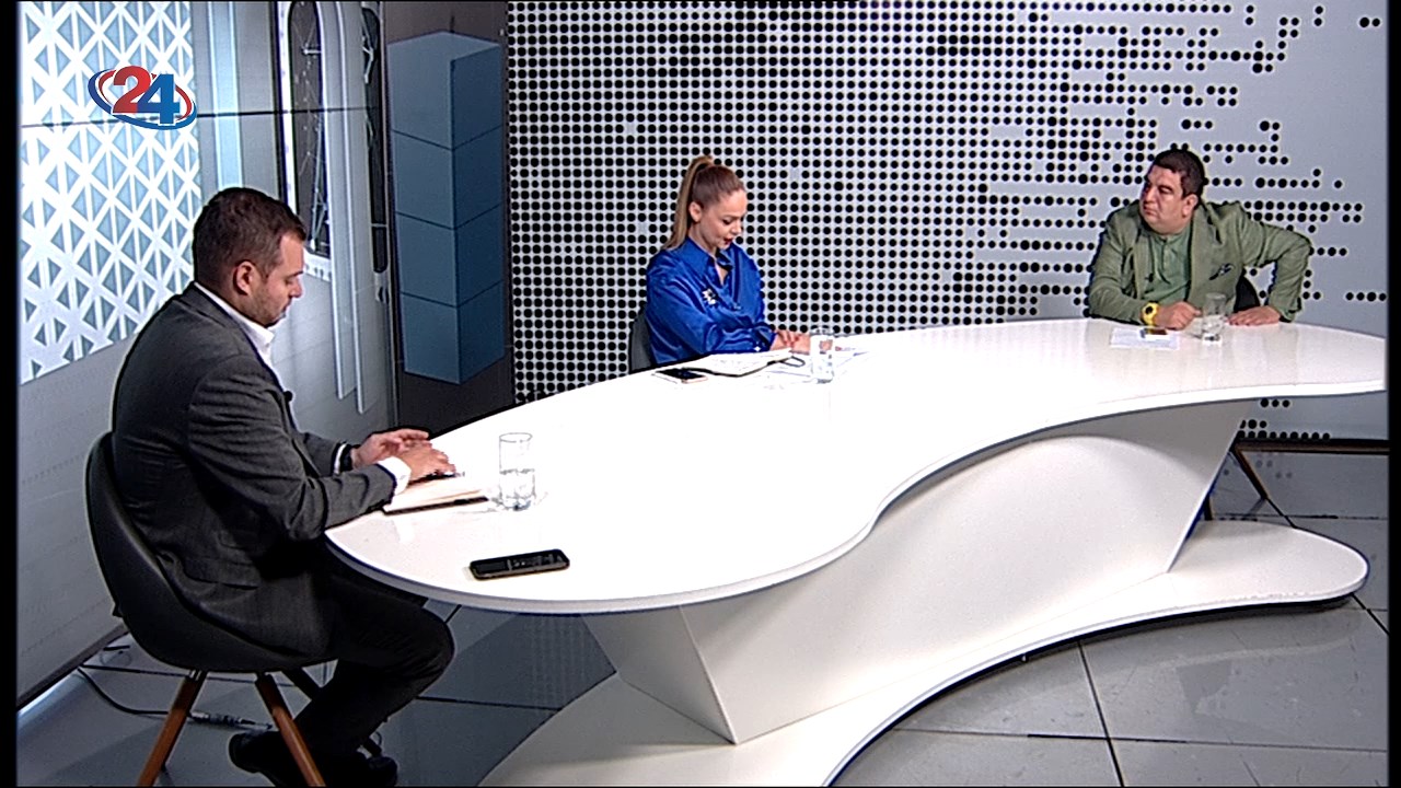 Телевизија 24: Студио 10 - Гостување на Ели Панова и Дарко Каевски