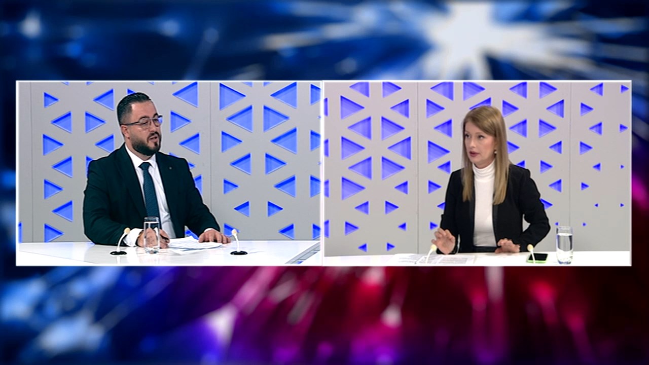 Телевизија 24: Небиу за ТВ 24: Луксузната гардероба и предмети на Боки ...