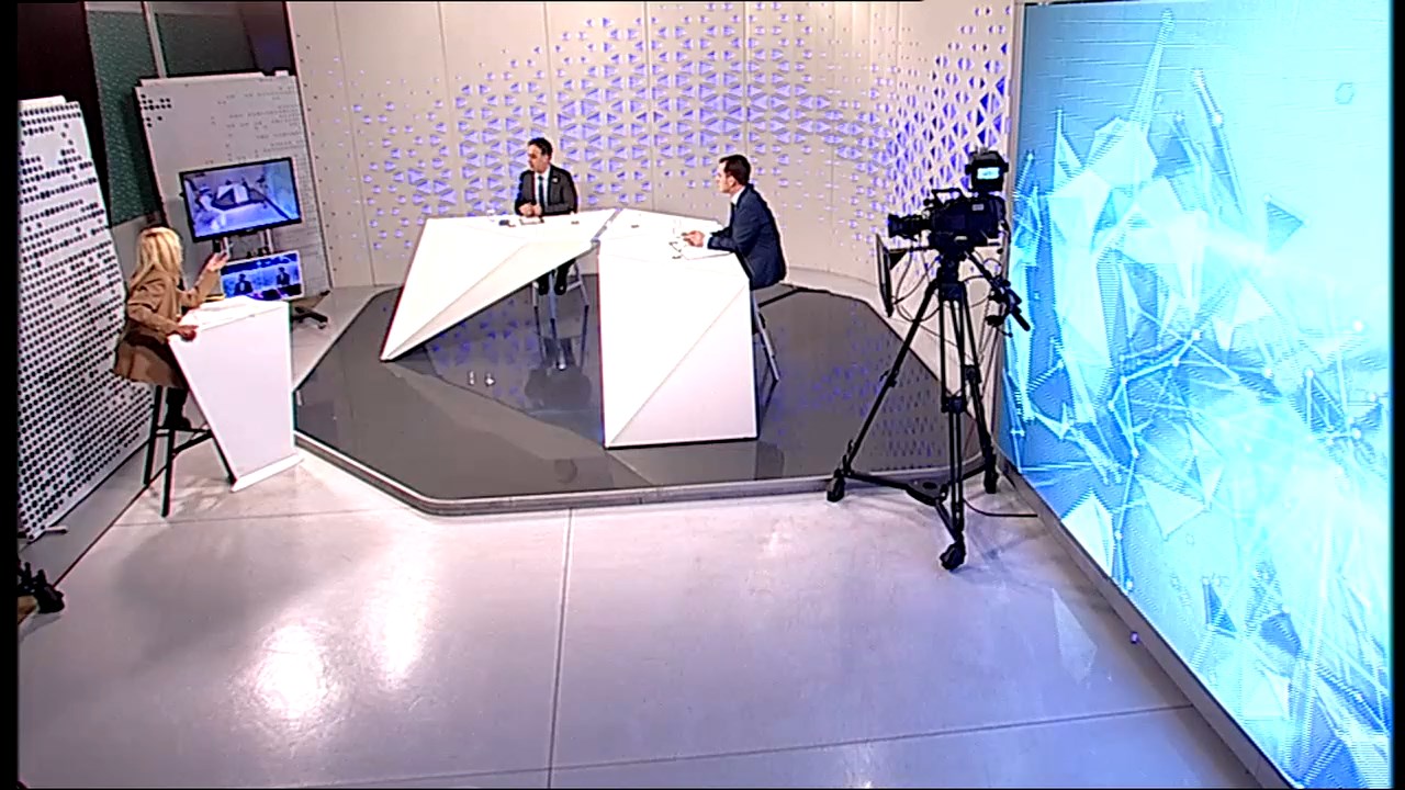 Телевизија 24: 24 АНАЛИЗА - Зошто се брза со законите за државна ...