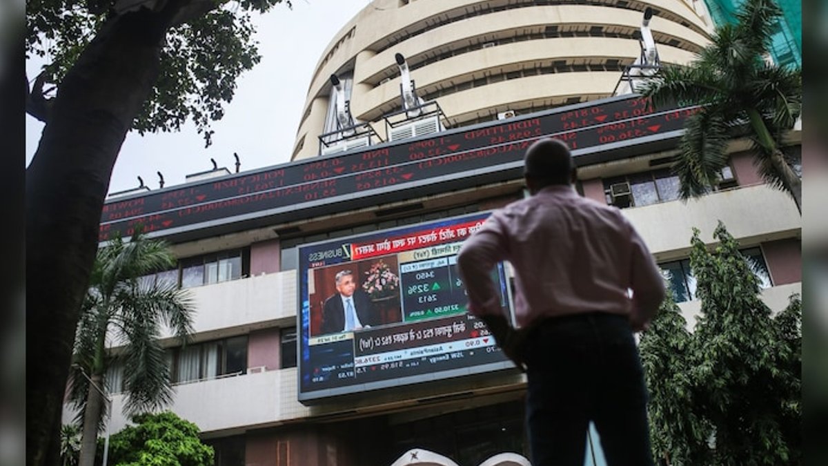Sensex plunges 2000 points in week ahead Sensex plunges 2000 points in week ahead - sensex drop