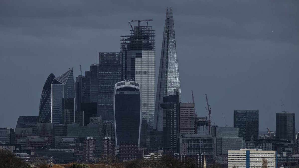 Mid tier auditors make London gains - mid tier auditors