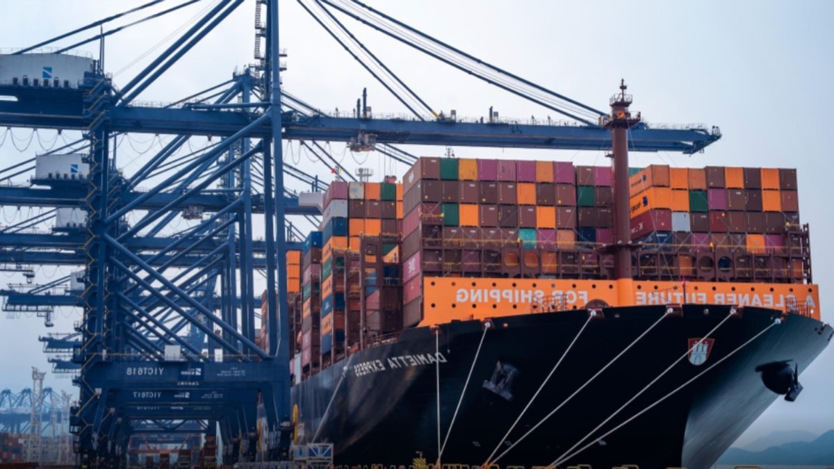 Ocean rates skyrocket amid global conflict - ocean rates