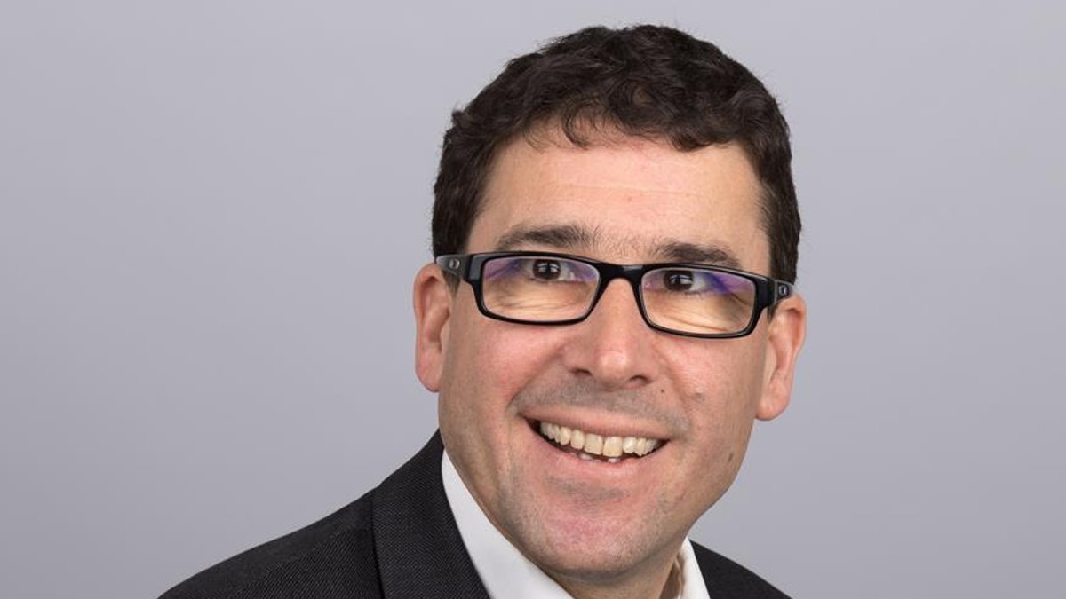 Gallagher hires Simon Waine to boost client‑focused broking Gallagher hires Simon Waine to boost client‑focused broking - client-focused broking