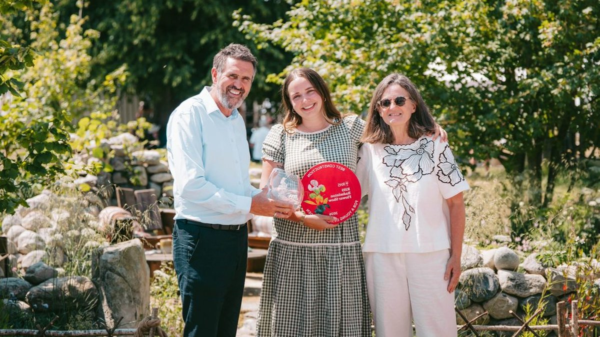 Sophie Leo wins triple award honor - garden design